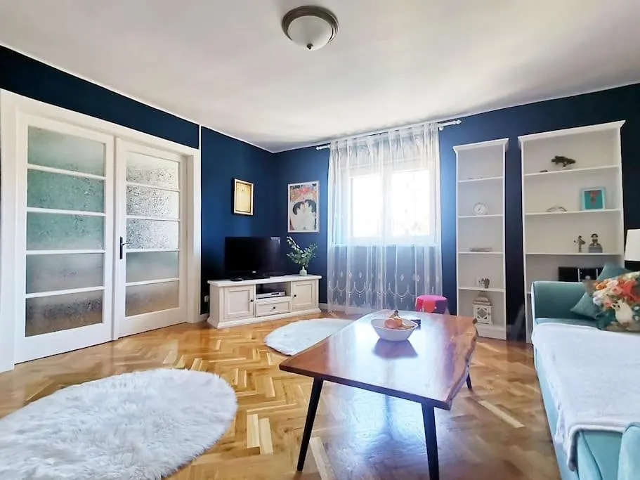 Lulu 90 M2 Apartment In Center Of Split 0*,