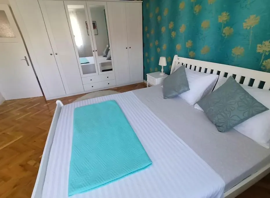 Lulu 90 M2 Apartment In Center Of Split