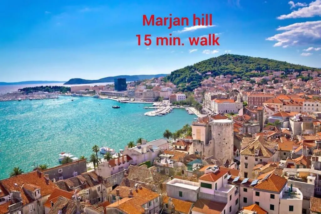 Lulu 90 M2 Apartment In Center Of Split 0*,