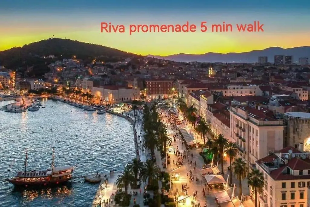 Lulu 90 M2 Apartment In Center Of Split